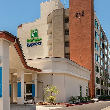 Holiday Inn Express Fullerton-Anaheim By Ihg Buitenkant foto
