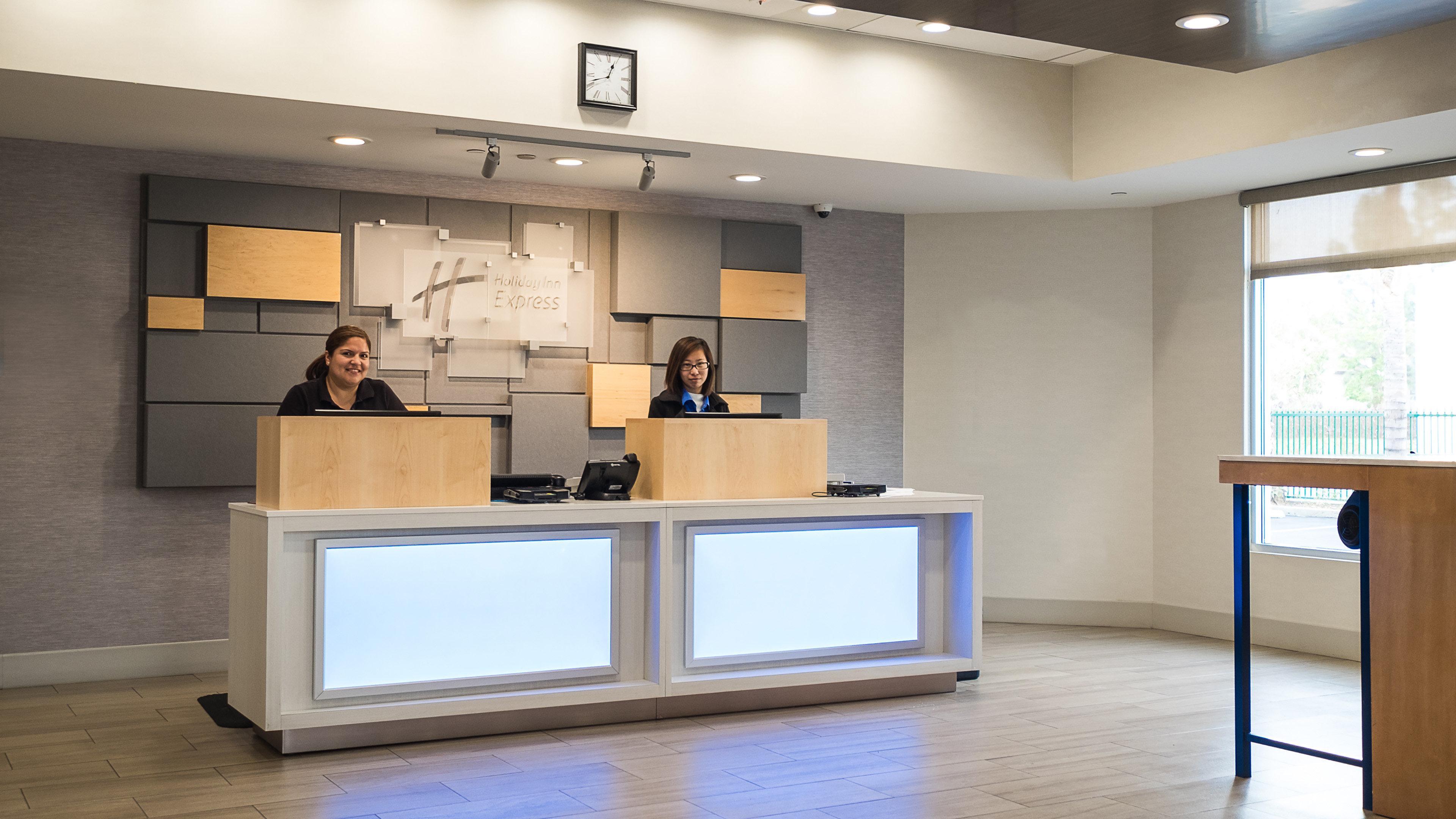 Holiday Inn Express Fullerton-Anaheim By Ihg Buitenkant foto